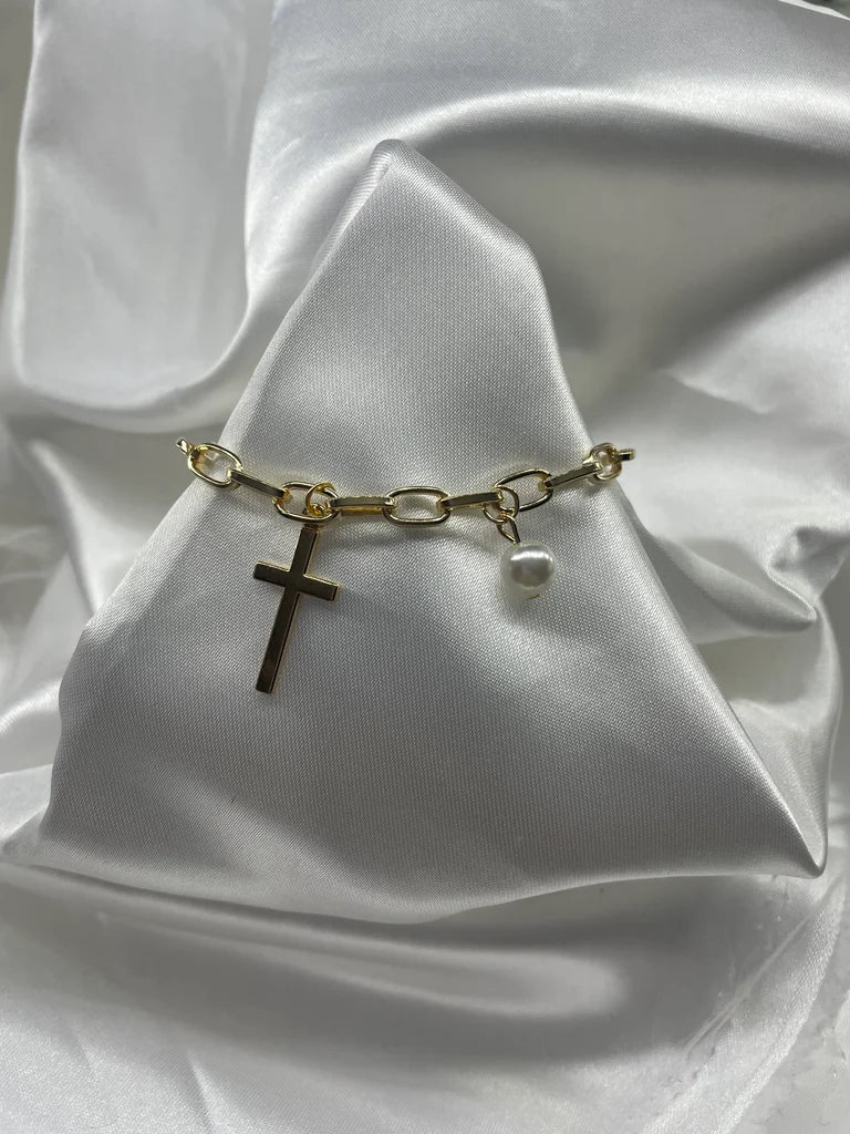 Cross Pearl Bracelet